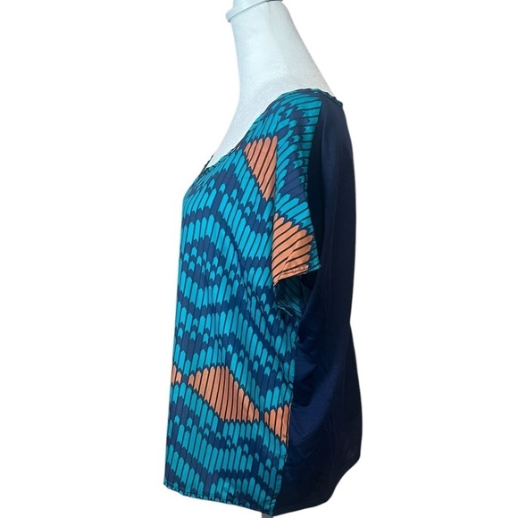 Women’s Geometric Southwestern Silky Blouse Button Back Boxy NEW Sz L Top Boho - Picture 4 of 9